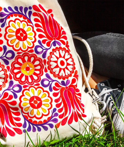 Bavlneny vak V zahrade tulipanov