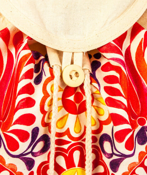 Batoh V zahrade tulipanov 2