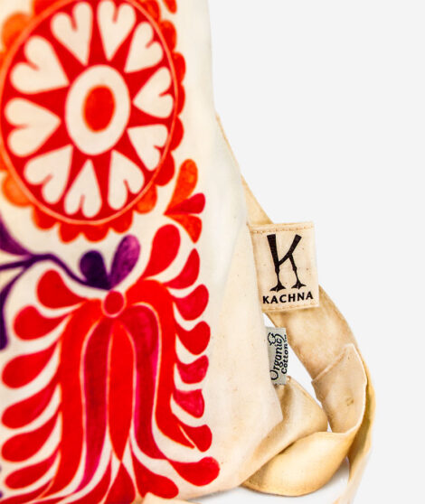 Batoh V zahrade tulipanov 3