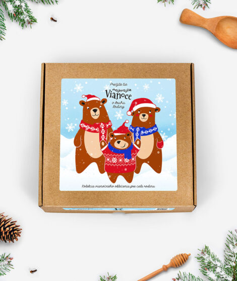 Vianočné-kolekcia-pre-celú-rodinu---Mackovia-v-darčekovej-krabičke-2