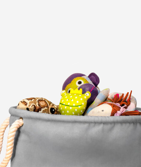 Veľké-úložné-vrece-pre-deti---detail-na-hračky-vo-vreci