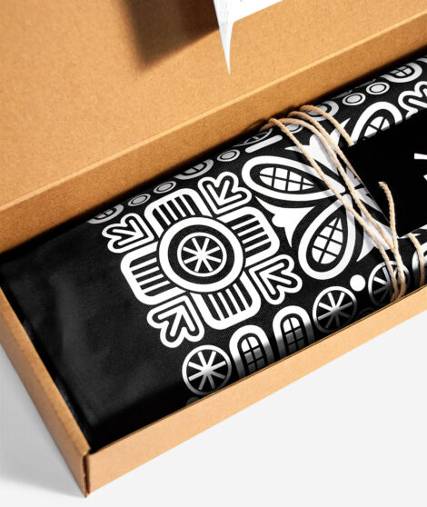 Bavlnený-vak-Detvan-Čierny-v-krabičke