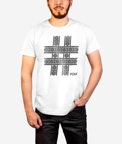 Pánske-tričko-Detviansky-Hashtag-Biele---muž