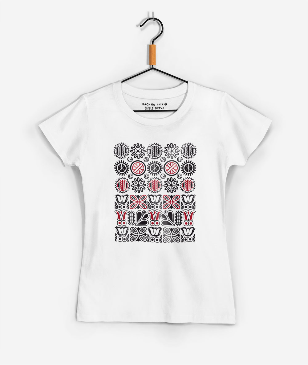 Dámske-folklórne-tričko-Na-tej-Detve---Biele---vešiak