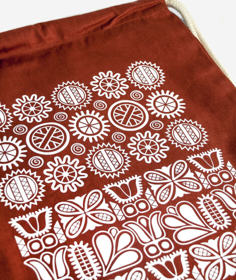 Tehlový-folk-batoh-Na-tej-Detve