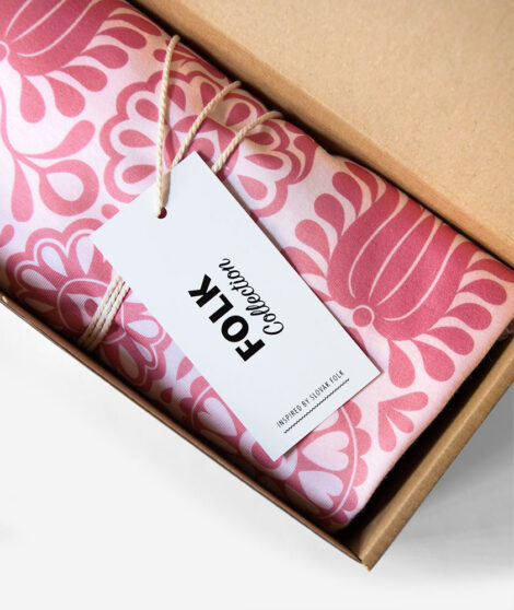 Dámske-tričko-V-záhrade-tulipánov-ružové-ľudové