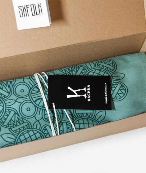 Batoh-Slovenský-folklór-Nitra-Pravno-Bodliačina