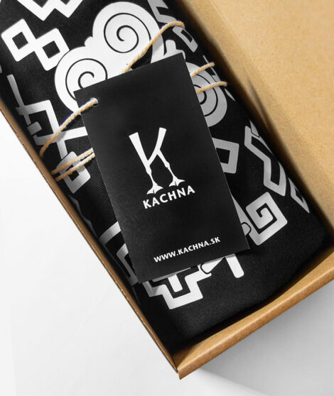 Tričko-Rozsypané-Čičmany-čierne-folk