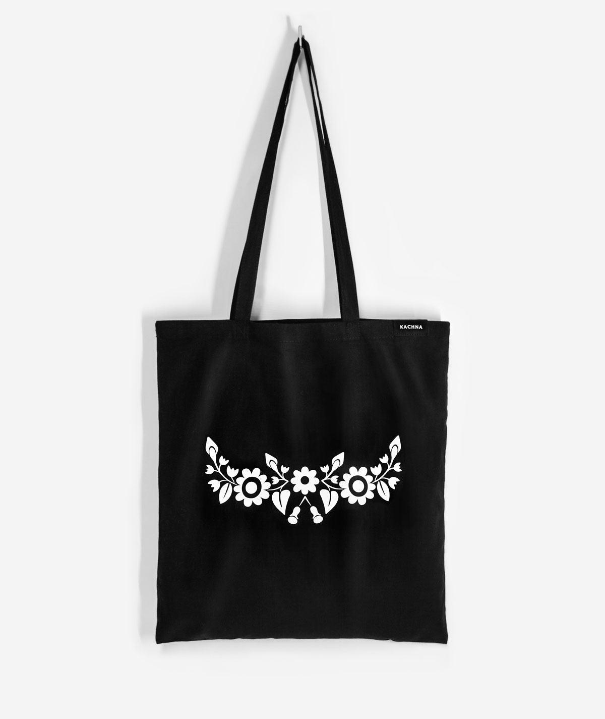 Taška-čierna-Trenčianske-kvietky-1-sashe