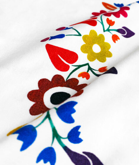 Tričko-biele-Trenčianske-kvietky-farebné-2
