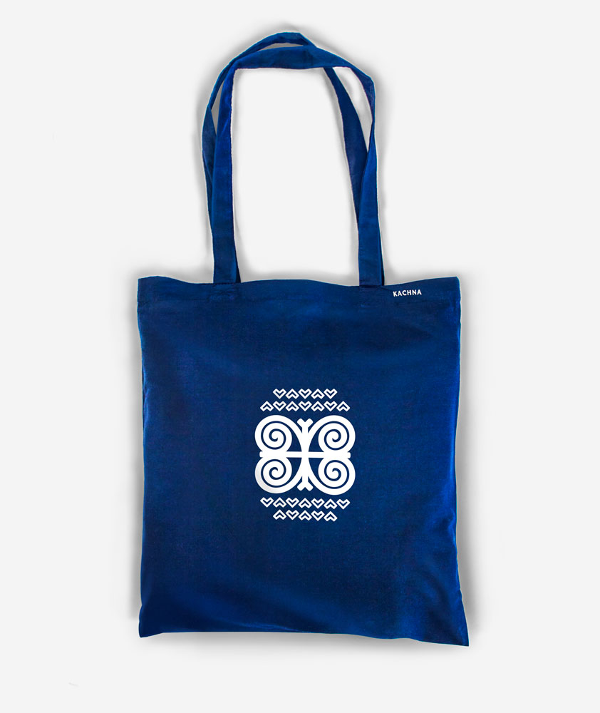 Bavlnená-taška-tmavomodrá-Čičmany-motýl-1